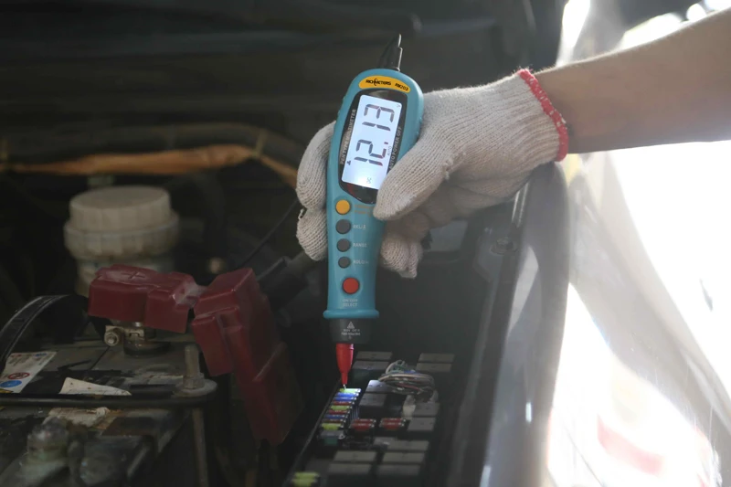 auto-rang multimeter