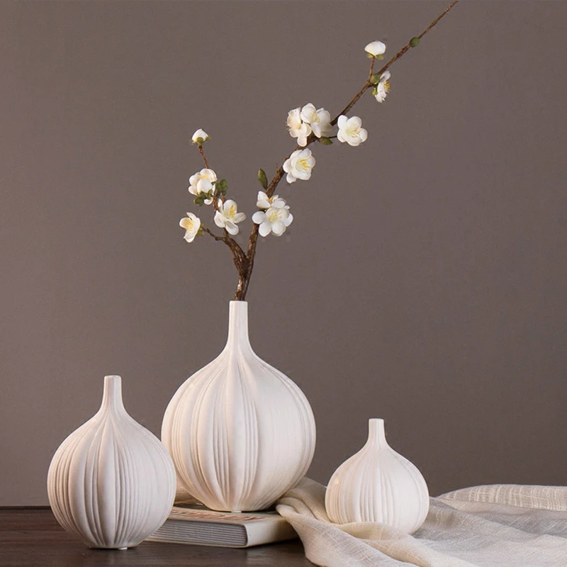 

Modern Desktop Home Decoration Ceramic Vase Tabletop Dry Flower Vases Garlic Model Flower Vases For Decor Water Plant Vases Gift