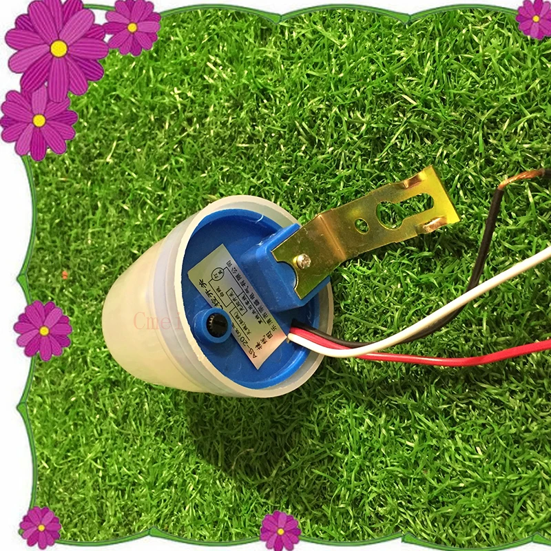 

High Quality 220V newest waterproof Outdoor Auto On Off Light control sensor Switch with Street automation control(1PC CM024)