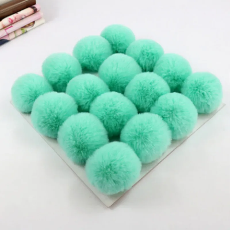 light green Цветной помпон из искусственного меха норки, помпон из искусственного меха лисы, помпон из искусственного меха, помпоны из искусственного меха для шапочки, шапки, сумки, шарф, перчатки, обувь - Цвет: light green
