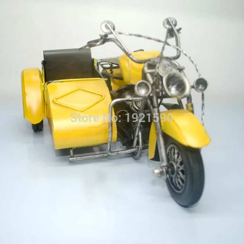 Vintage Motor Tricycle yellow (10)