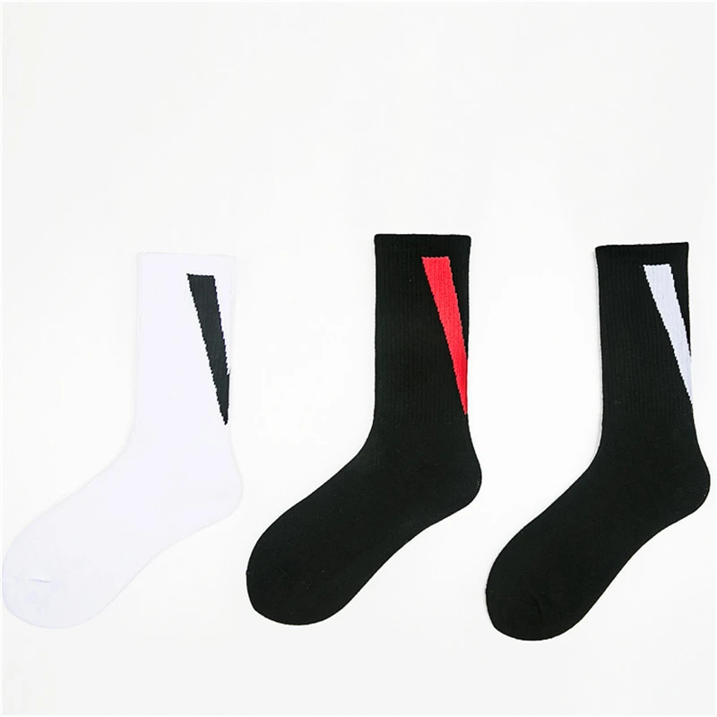 جديد أزياء الرجال الجوارب القطن الهيب هوب بارد مضحك الشارع لوح التزلج الجوارب شخصية عارضة الجوارب كبيرة V كبيرة X إلكتروني جورب