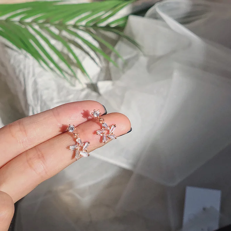 

S925 Silver Needle New Rose Gold Color Rhinestone Star Earrings Cute Girl Simple Shining Star Earrings Fashion Jewelry