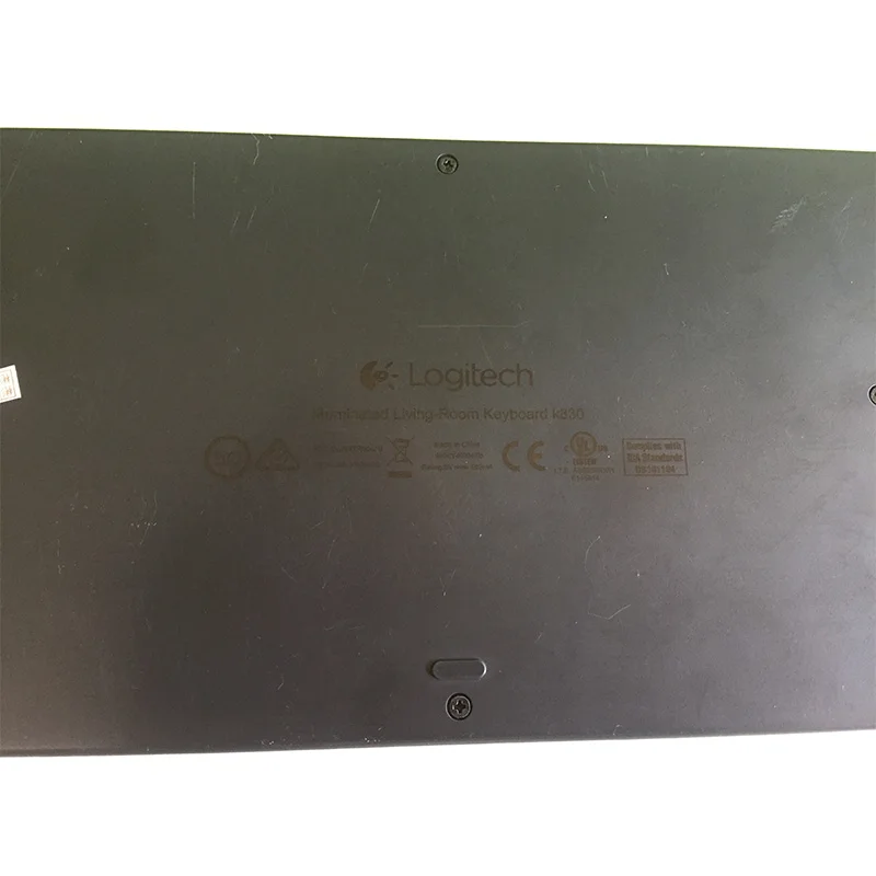 Logitech k830 keybaord 2