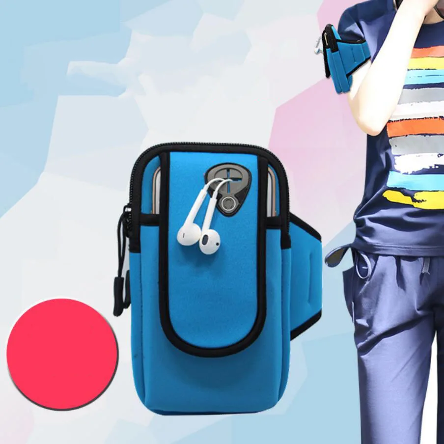 

Multi-function travel bag can be tied to the arm and can hold the phone to listen to music