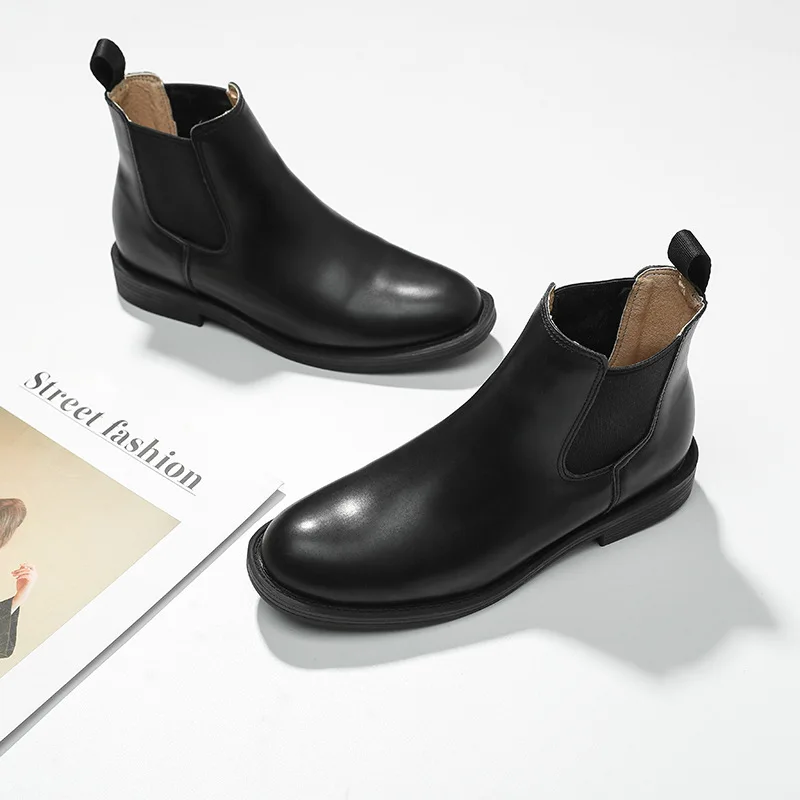 

Martin boots European and American short boots 2018 new round-headed low-bottomed low-heeled girls with Chelsea boots