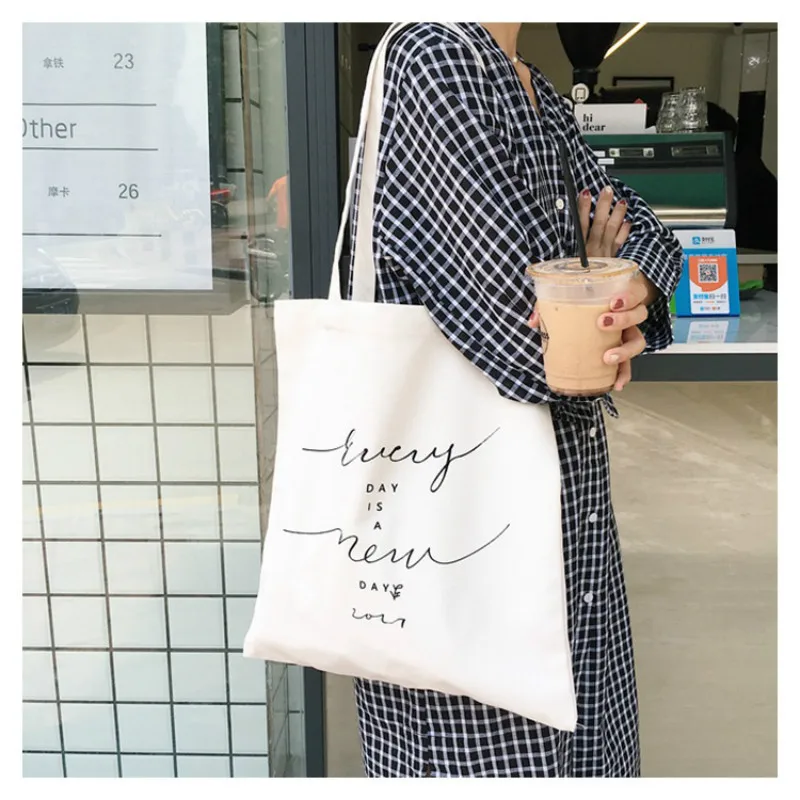 

Simple Casual Canvas Shopping Bag Eco Reusable Large Capacity Women Beach Handbags Printed Reusable Shopping Bag
