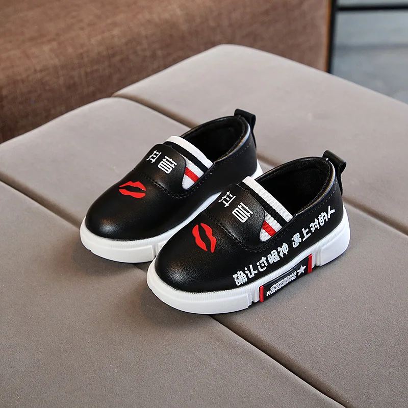 

European fashion cool cartoon Lovely children casual shoes slip on cute elegant kids sneakers light breathable boys girls shoes