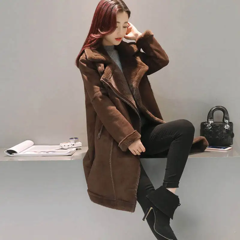 2017-Winter-Warm-Coats-For-Women-Long-Section-Thick-Suede-Stitching-Woolen-Coat-Female-Fashion-Popular_