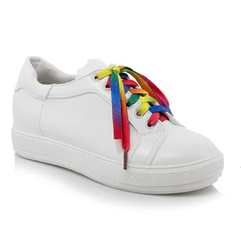 

In the spring of 2018 the new white shoe size code 30 to 44 leisure students lace-up shoes 1227