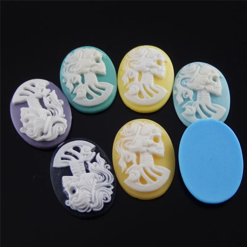 

Julie Wang 10PCS Resin Personal Girl Skull Mixed Color cameo Cabochons Jewelry Necklace Accessories 25*18MM 08645