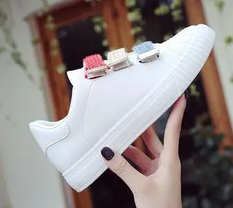

2018 new white shoes female Korean students casual shoes shoes women's shoes.