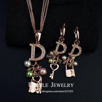 

USTYLE Pearl with Crystal Jewelry Sets(Necklace + Earring)- "D" Lock and Key for woman JS0050