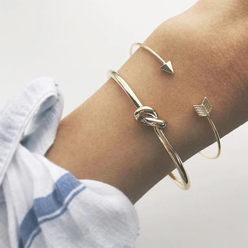 

High Quality Exquisite Graceful 2PCS/Set Allergy Free 2019 Unique Fashion Minimalist Golden Arrow Knotted Opening Bravelet Set