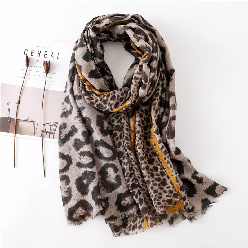 

Ladies Fashion Sexy Leopard Dot Fringes Viscose Shawl Scarf Autumn Winter Wraps and Scarves Pashmina Foulards Stole Muslim Hijab
