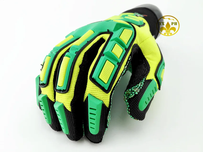 The new 2016 anti cut gloves4020 oil antiskid mechanics gloves5 level and puncture-proof protect gloves Wholesale Security & Protection