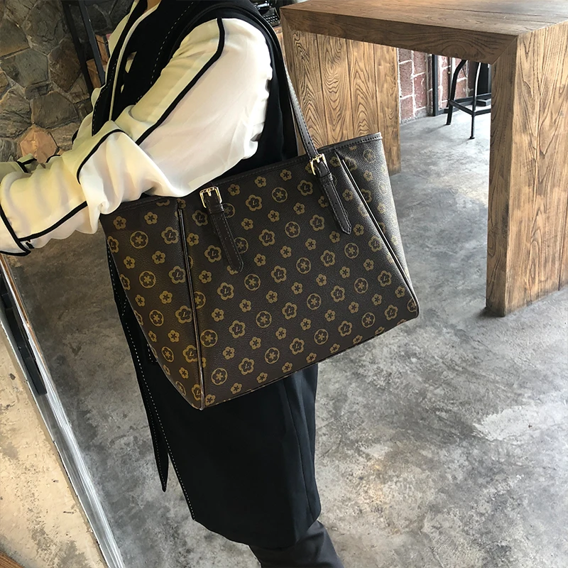 Goedkoop Nieuwe Mode Vrouwen Hoge capaciteit Enkele Schoudertassen PU Lederen Designer Handtassen Dames Reizen Winkelen Bolsaszakken