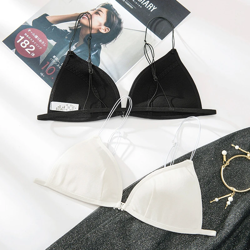 

Roseheart Women Fashion Black White Wireless Bra One-Piece Active Bras Female Bras Yoga Seamless Cross Front Closure A B France