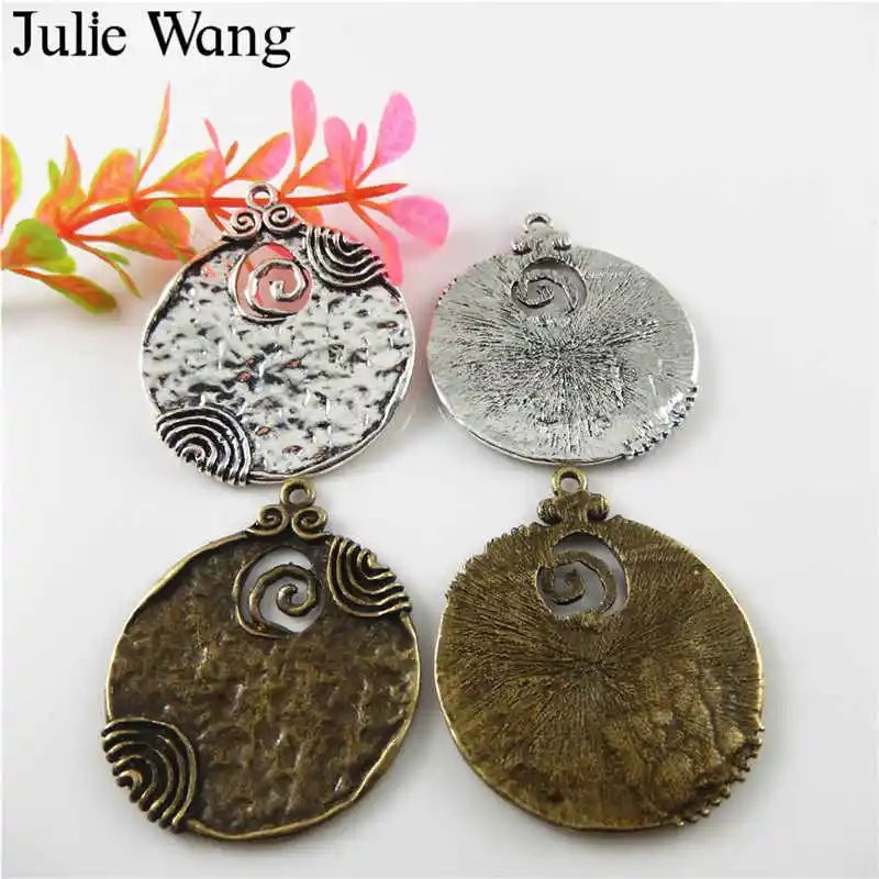 

Julie Wang 4pcs Antique Bronze/Silver Suspension Charm Round Shape Alloy Pendants Crafts Jewelry Makings Accessory Finding