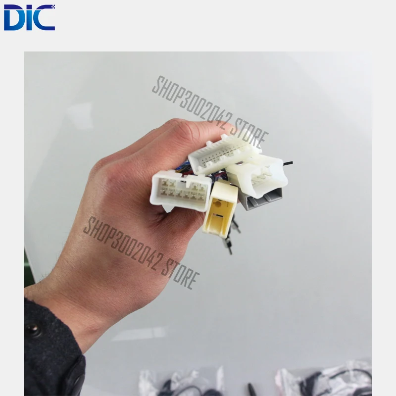 Cheap DLC Android vertical screen navigation video player GPS multifunction can bus video audio For toyota harrier 14