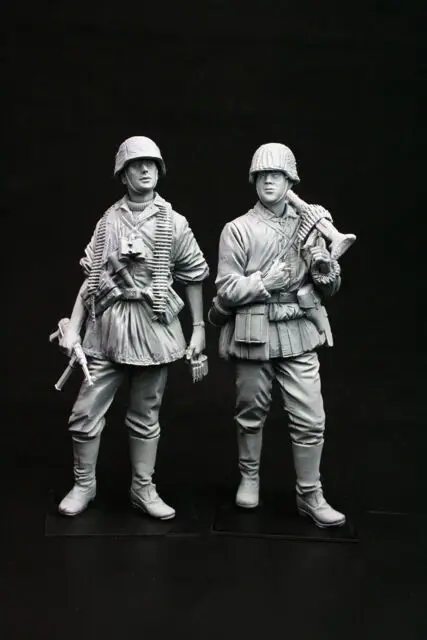 

1:16 Resin Figure Model Kit Unassambled Unpainted 16166 (2 FIGURES)