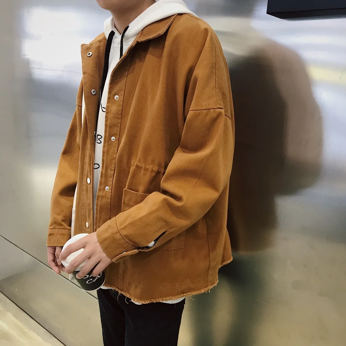 2018 Korean Style Men's Fashion Trend Casual Bomber Streetwear Denim Jackets Loose Coats Green/camel/black Windbreaker M-2XL 2018 Korean Style Men's Fashion Trend Casual Bomber Streetwear Denim Jackets Loose Coats Green/camel/black Windbreaker M-2XL