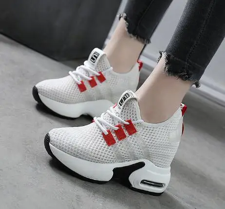 

2018 new increase in single shoes muffin with thick sole casual shoes air cushion.