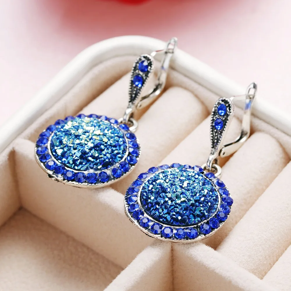 amazing price Vintage Gem Jewelry Set Fashion Women Jewelry Set Antique Silver Broken Stone Round Stone Pendant Necklace Sets