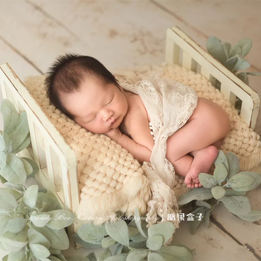 

Newborn photography props new infatile bed newborn photo retro small bed full moon baby studio props Mori wood bed