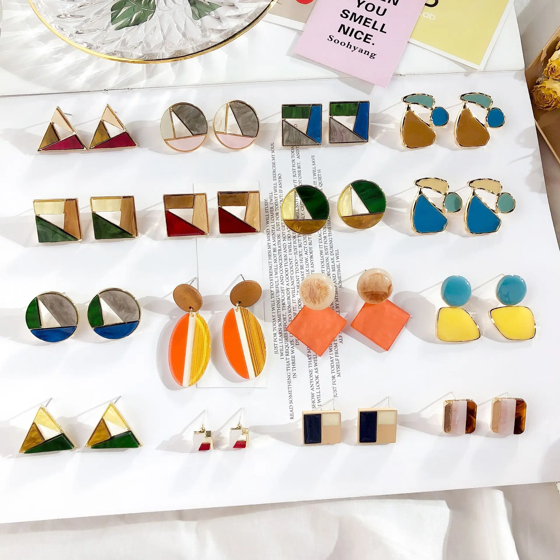 

Fashion Classic Geometric Multi-color Stitching Stud Earrings Vintage Original Unique Ear Studs For Women Cute Fashion Jewelry