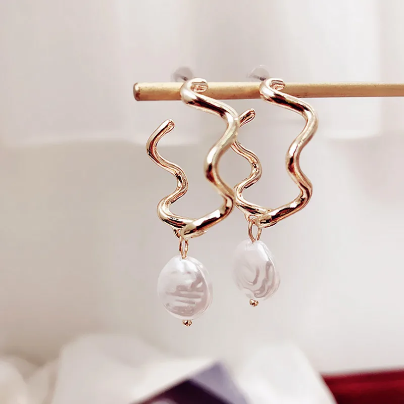 

New Fashion Jewelry Unique Shape Earrings Female Temperament Long Tassels Eardrop Socialite Exaggerated Earrings For Women Gift
