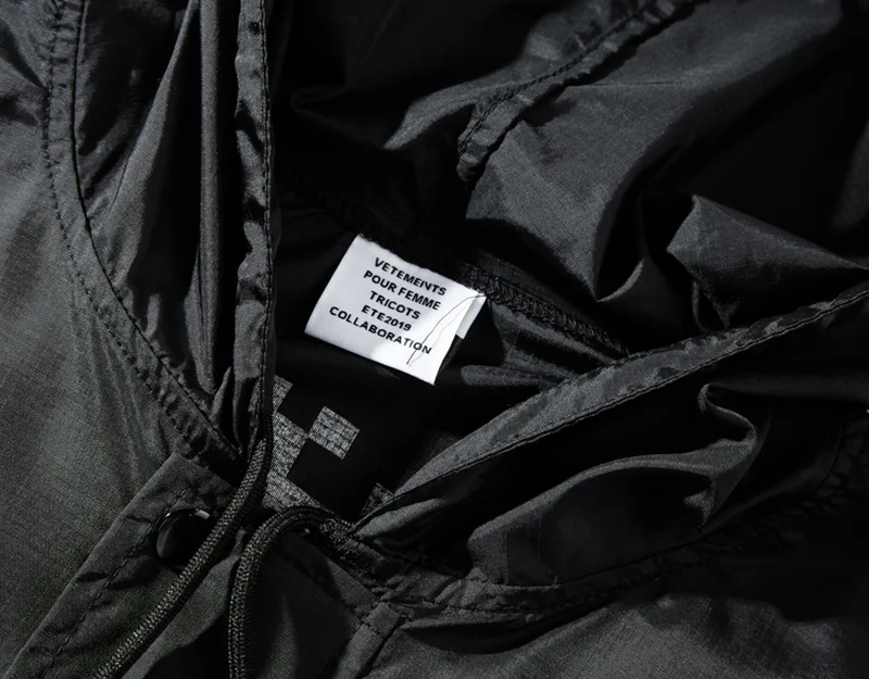 19SS Vetements Jacket Men Women Hip Hop Casual Coats Jackets QR Code Print Sunscreen Clothes Windbreaker Vetements Jacket 19SS Vetements Jacket Men Women Hip Hop Casual Coats Jackets QR Code Print Sunscreen Clothes Windbreaker Vetements Jacket