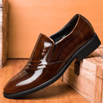 

Fashion Mens leather shoes wedding Business dress Nightclubs oxfords Breathable Working Lazy shoes Genuine Leather Casual Shoes