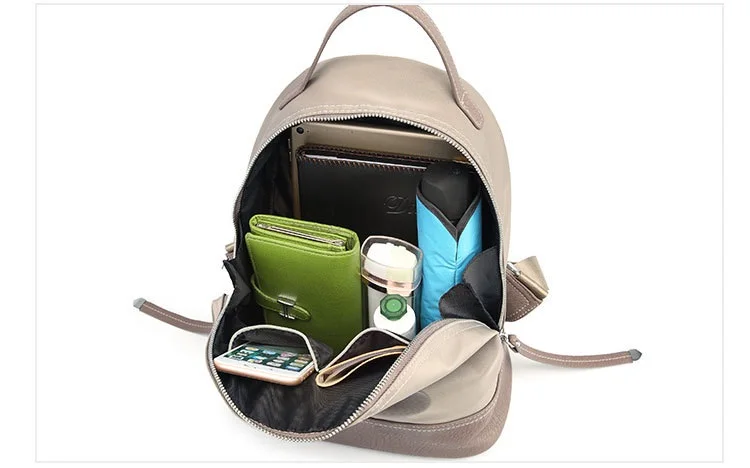 4522504308_472693669