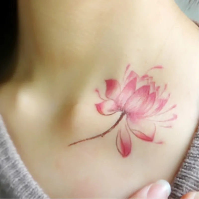 

A larger harajuku lotus Men and women waterproof tattoo stickers Tattoo paste