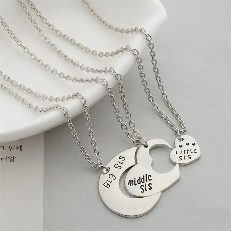 Fashion Hot Best Friends Necklace BFF Set Pendant Alloy Creative Birthday Gift Best friend Heart-shaped bff Couple necklace