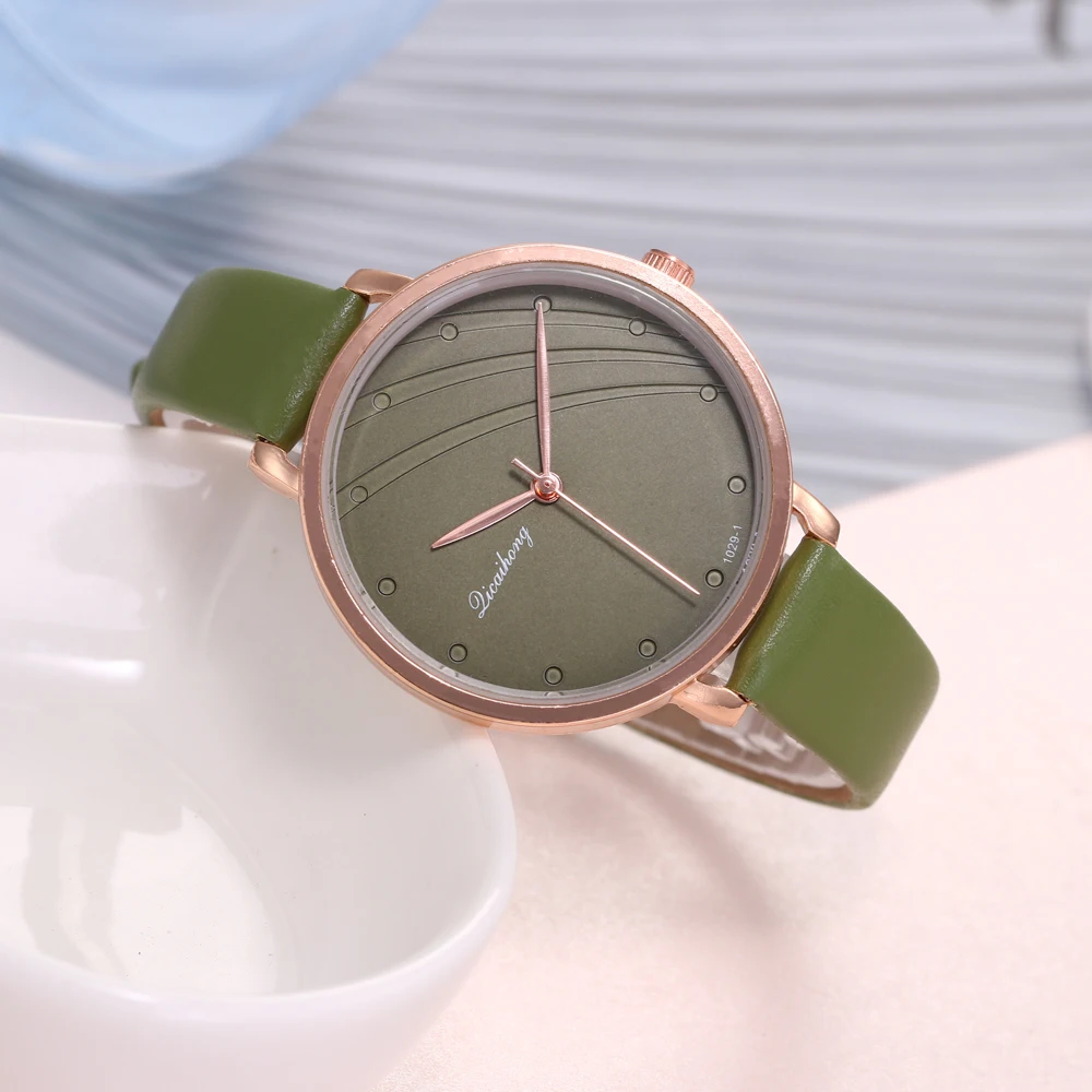 

2020 Hot Female Watches Women's Casual Quartz Leather Band Analog WristWatch Luxury Brand Famous Ladies Watch Reloj Mujer Clock
