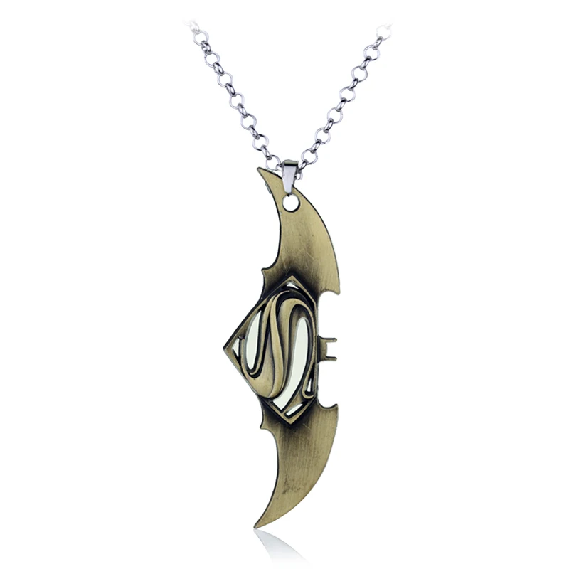 

DC Superhero Marvel fashion Jewelry Necklaces Collection Superman Batman Metal Pendant Necklace for Women Men