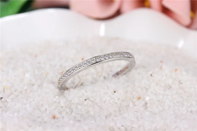 2878569282_1400072749