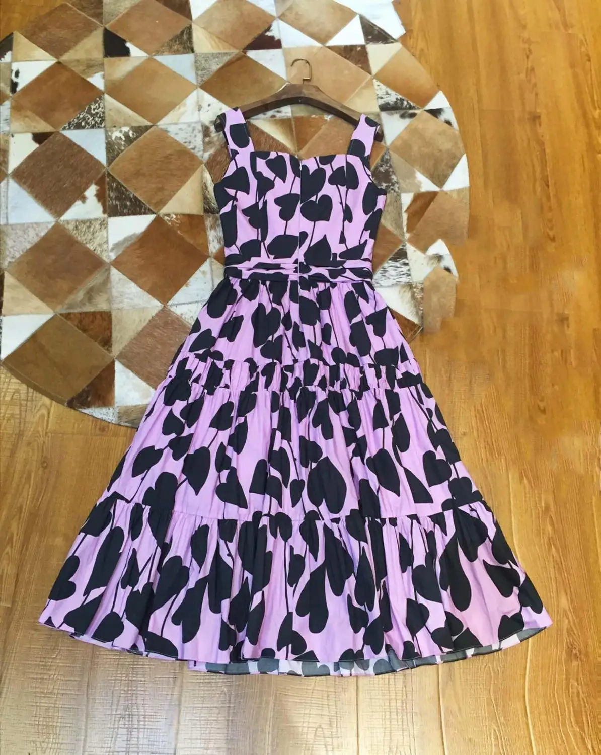

2019 new ladies fashion sexy waist print strap dress 0703