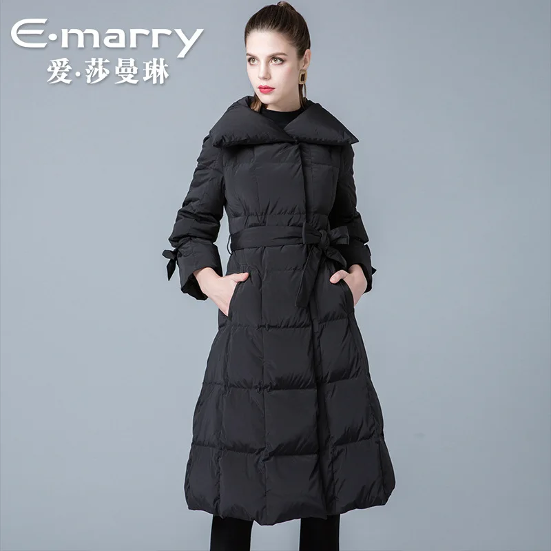 

2018 new winter women's fashionable white eiderdown duvet women's coat, long factory wholesale 8841191