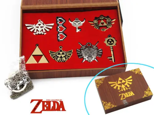 

The Legend of Zelda boss key Triforce necklace pendant keychain set +Wood box