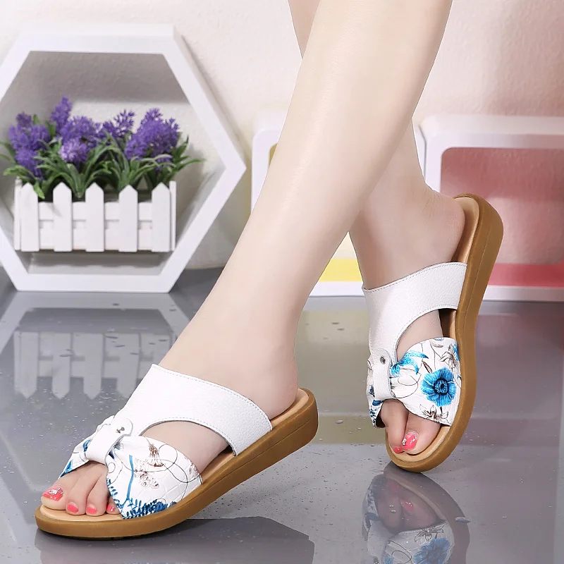 

Women slippers genuine leather summer women shoes fashion floral flat sandals women top quality vintage ladies flip flops