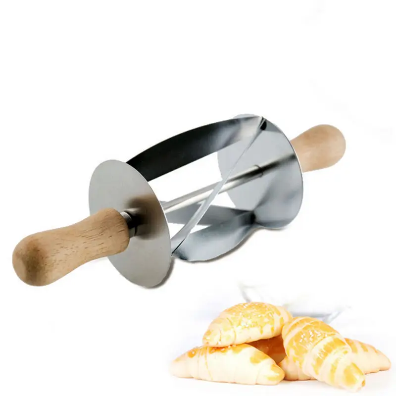 Croissant Cutter 1