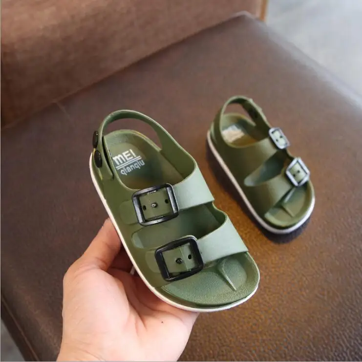 Г. летняя обувь для мальчиков английские детские сандалии для детей от 1 до 4 лет детские Нескользящие сандалии пляжные - Цвет: Армейский зеленый