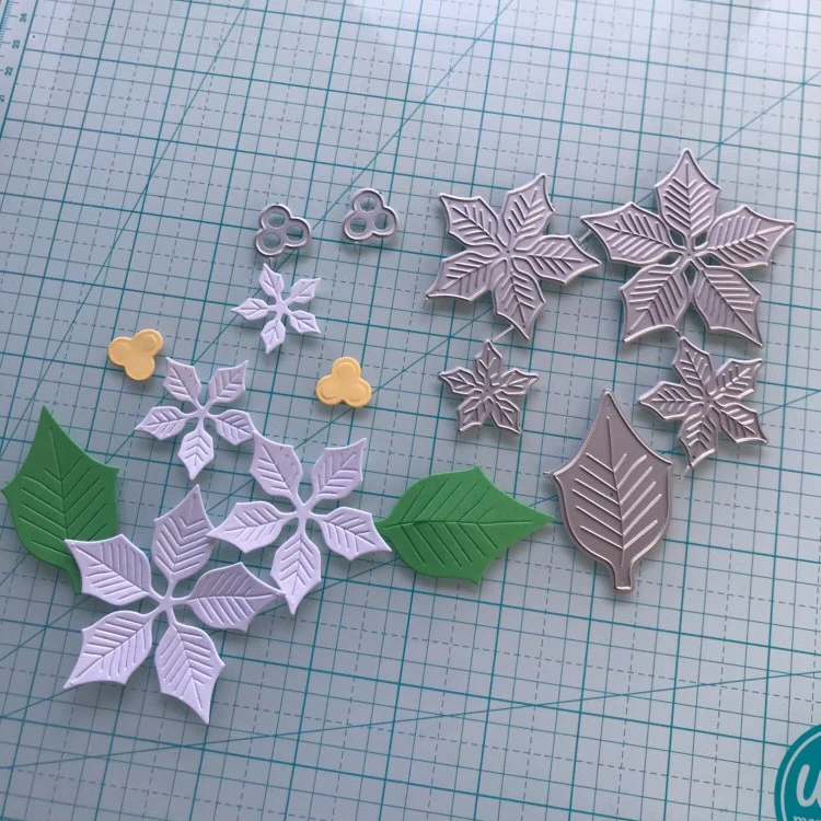 

Ufurty Poinsettia Frame Metal Cutting Dies Scrapbooking Craft Die Cuts Embossing Paper create card make Stencil