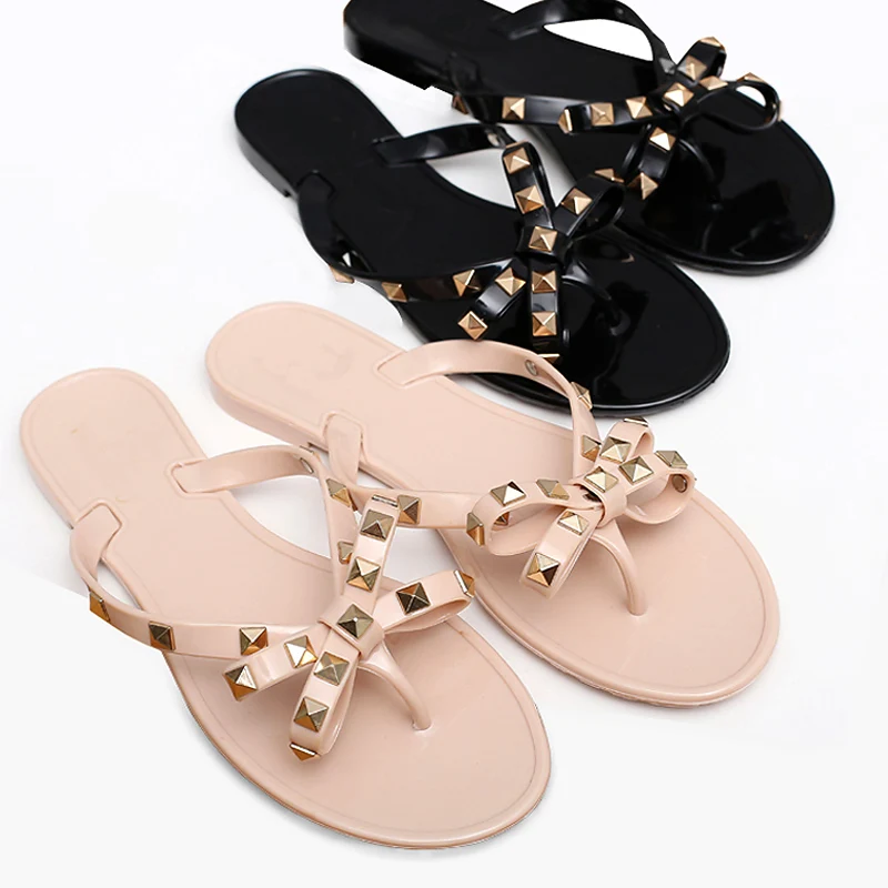 flat heel slippers