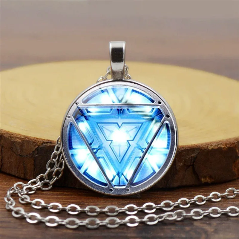 

2018 new Fashion Iron Man Arc Reactor Handmade Iron Man long Necklace Arc Reactor Pendant Man Fashion Brozen Pendant Necklace