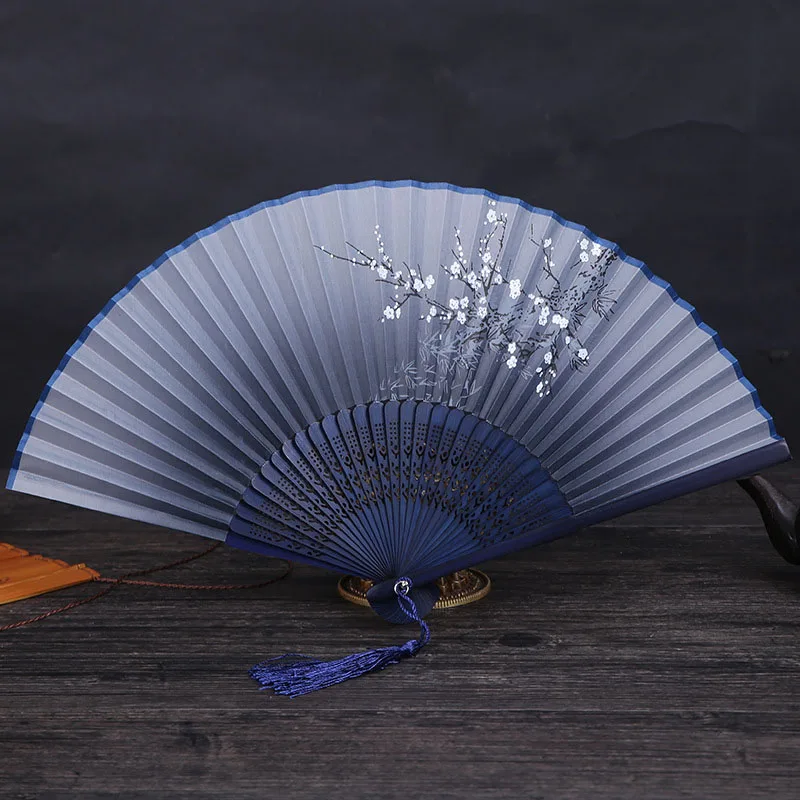 Новые китайские цветы ручной вентилятор милый ретро пейзаж складной Вентилятор Бамбуковый Шелковый веер с кисточкой Свадебные сувениры подарки для гостей - Цвет: 6