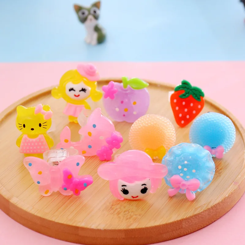 5pc/set Luminous Rings New Children's Toys Flash Gifts LED Cartoon Lights Glow In The Dark Toys For Childs Kids Playing In Night 5pc/set Luminous Rings New Children's Toys Flash Gifts LED Cartoon Lights Glow In The Dark Toys For Childs Kids Playing In Night